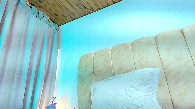 Eda Bonne online show from 9, 9, 2025