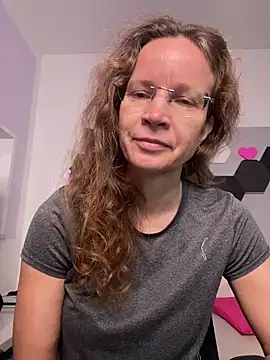 Snapshot of AnnikaRose chatting on 19, 12, 2025 AnnikaRose online show from 19, 12, 2025