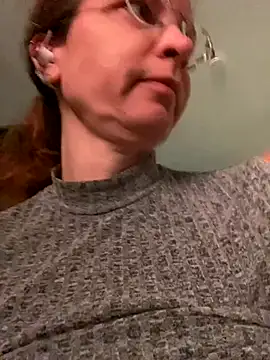 Snapshot of AnnikaRose chatting on 8, 1, 2026 AnnikaRose online show from 8, 1, 2026