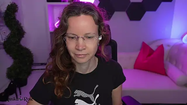 Snapshot of AnnikaRose chatting on 11, 2, 2026 AnnikaRose online show from 11, 2, 2026