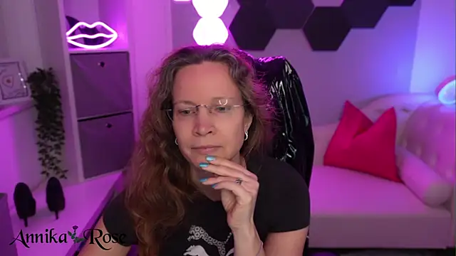 Snapshot of AnnikaRose chatting on 22, 2, 2026 AnnikaRose online show from 22, 2, 2026