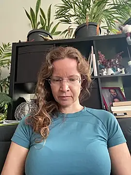 Snapshot of AnnikaRose chatting on 11, 3, 2026 AnnikaRose online show from 11, 3, 2026