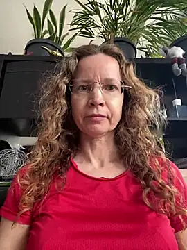 Snapshot of AnnikaRose chatting on 7, 4, 2026 AnnikaRose online show from 7, 4, 2026