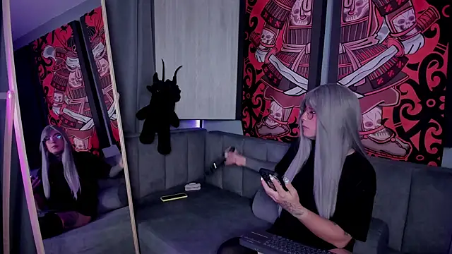 JadeyKhada online show from 26, 10, 2025