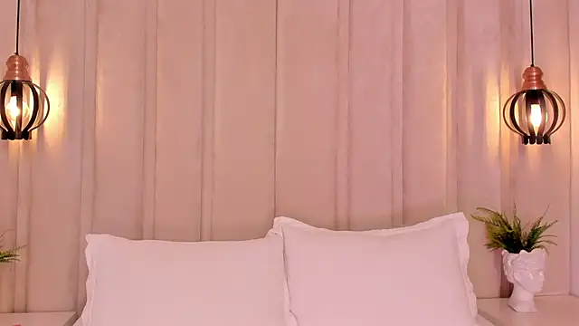 bonniekim  online show from 10, 2, 2025