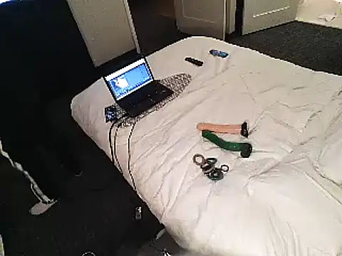 Snapshot of Jacknjimmyjohn chatting on 11, 12, 2024 Jacknjimmyjohn online show from 11, 12, 2024