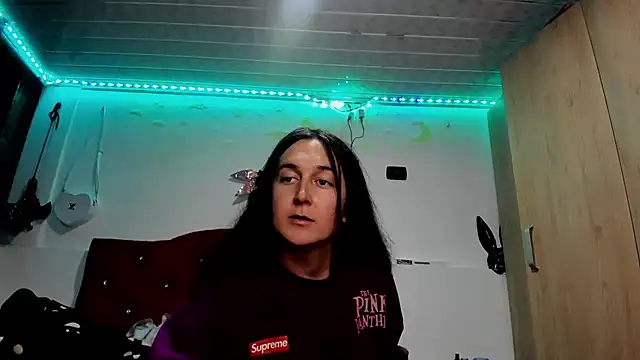 Sweet-Suck69 online show from 31, 12, 2024