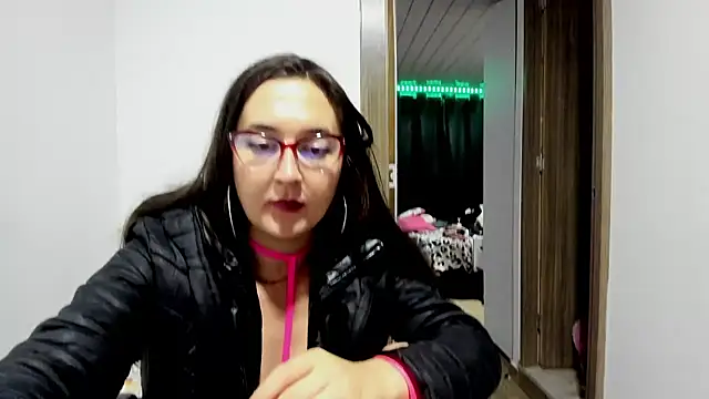 Sweet-Suck69 online show from 14, 2, 2025