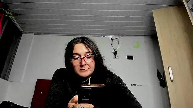 Sweet-Suck69 online show from 13, 3, 2025