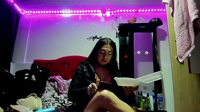 Sweet-Suck69 online show from 19, 11, 2025