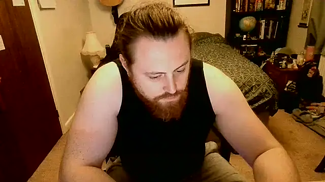 Snapshot of Hairy_Guy30 chatting on 4, 11, 2025 Hairy Guy30 online show from 4, 11, 2025