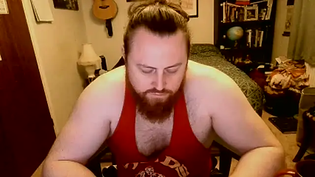 Snapshot of Hairy_Guy30 chatting on 2, 4, 2026 Hairy Guy30 online show from 2, 4, 2026