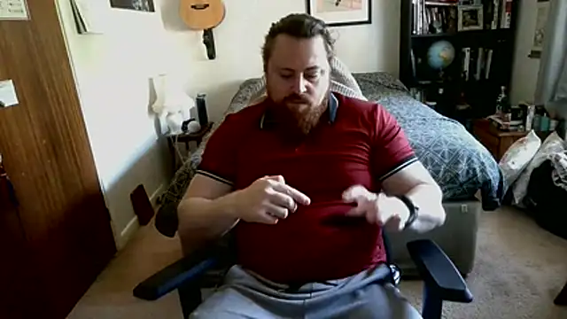 Snapshot of Hairy_Guy30 chatting on 30, 4, 2026 Hairy Guy30 online show from 30, 4, 2026