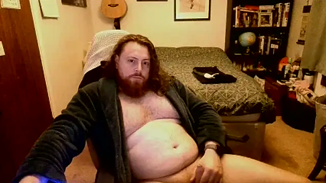 Snapshot of Hairy_Guy30 chatting on 4, 6, 2026 Hairy Guy30 online show from 4, 6, 2026