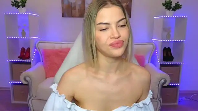 EmmyMills online show from 29, 11, 2025