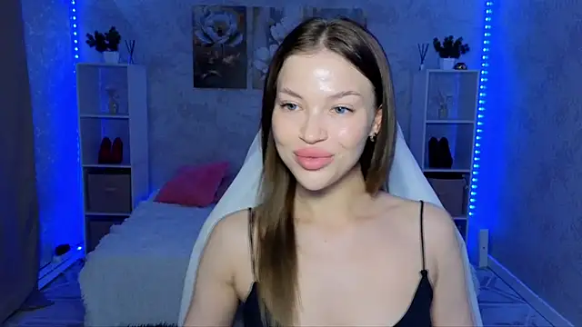 EmmyMills online show from 14, 6, 2026