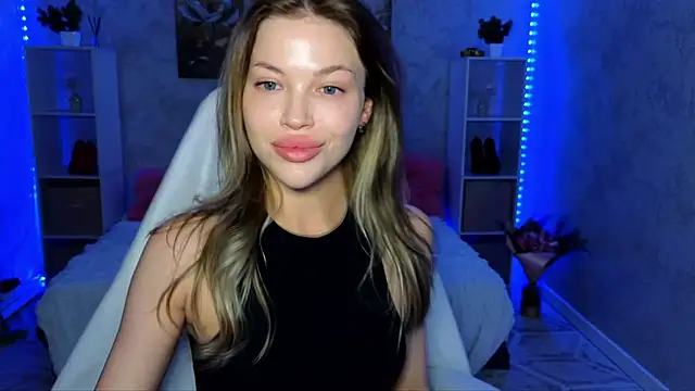 EmmyMills online show from 19, 6, 2026