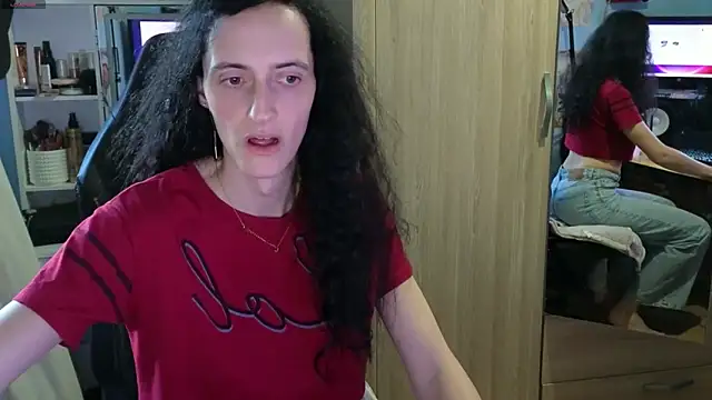 Snapshot of MemiKouki chatting on 24, 3, 2026 MemiKouki online show from 24, 3, 2026