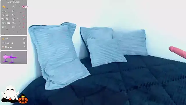 SharonR1 online show from 20, 10, 2025