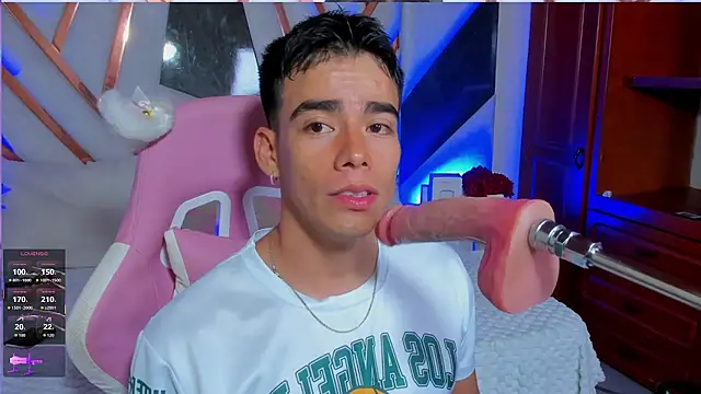 Snapshot of its_liam18 chatting on 12, 3, 2026 its liam18 online show from 12, 3, 2026