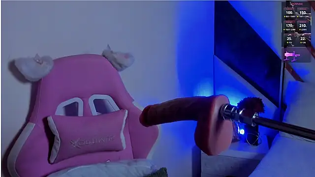 Snapshot of its_liam18 chatting on 5, 4, 2026 its liam18 online show from 5, 4, 2026