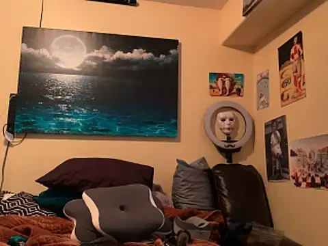 Snapshot of Mic_Oxinner chatting on 13, 4, 2026 Mic Oxinner online show from 13, 4, 2026