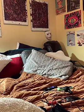 Snapshot of Mic_Oxinner chatting on 22, 4, 2026 Mic Oxinner online show from 22, 4, 2026