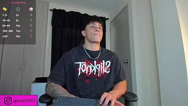 Snapshot of _joansoto chatting on 18, 12, 2024  joansoto online show from 18, 12, 2024