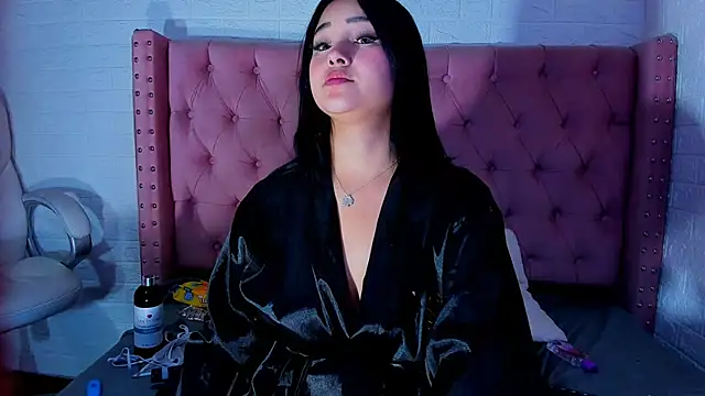 Snapshot of Catherinee69_x chatting on 14, 1, 2025 Catherinee69 x online show from 14, 1, 2025