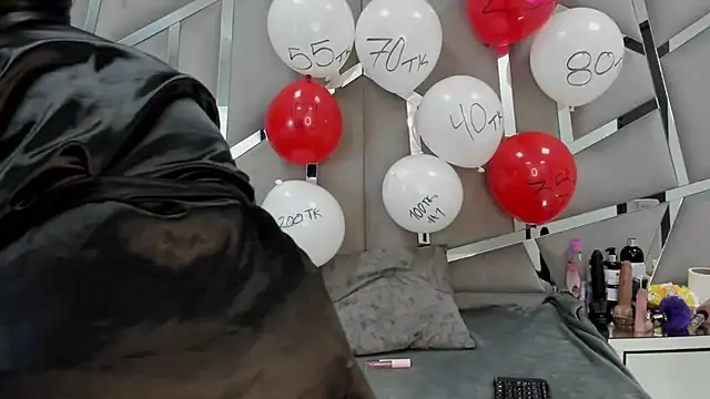 Snapshot of Catherinee69_x chatting on 15, 2, 2025 Catherinee69 x online show from 15, 2, 2025