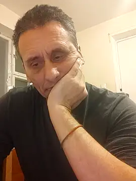 Snapshot of Viause_Kentauelle chatting on 1, 3, 2025 Viause Kentauelle online show from 1, 3, 2025