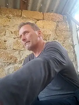 Snapshot of Viause_Kentauelle chatting on 25, 4, 2026 Viause Kentauelle online show from 25, 4, 2026