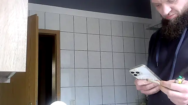 donhulio482 online show from 5, 12, 2025