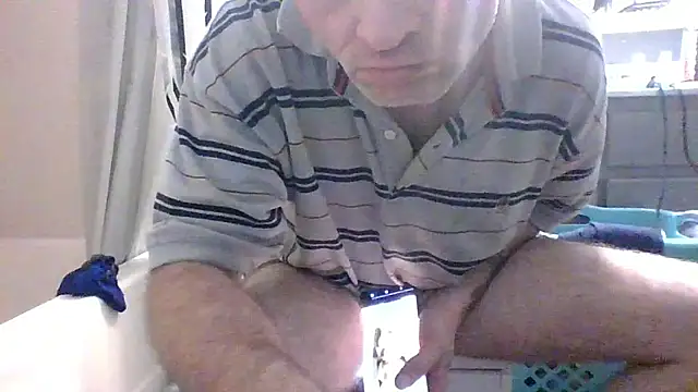 Snapshot of jaxx12369 chatting on 17, 11, 2025 jaxx12369 online show from 17, 11, 2025