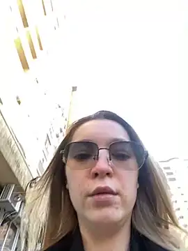 Snapshot of MiaThaine chatting on 10, 2, 2025 MiaThaine online show from 10, 2, 2025