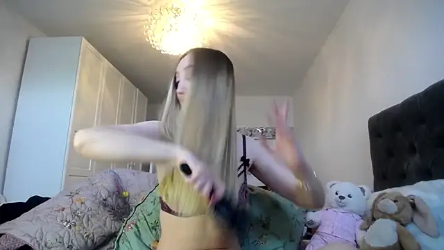 Snapshot of Ninadream2001 chatting on 24, 1, 2025 Ninadream2001 online show from 24, 1, 2025