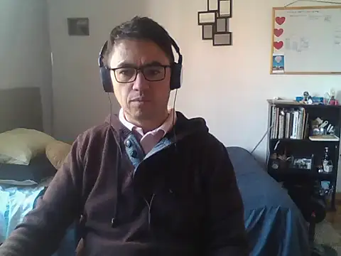 Diptongo online show from 4, 11, 2025