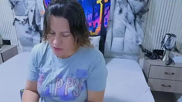 charlotte  G online show from 24, 10, 2025