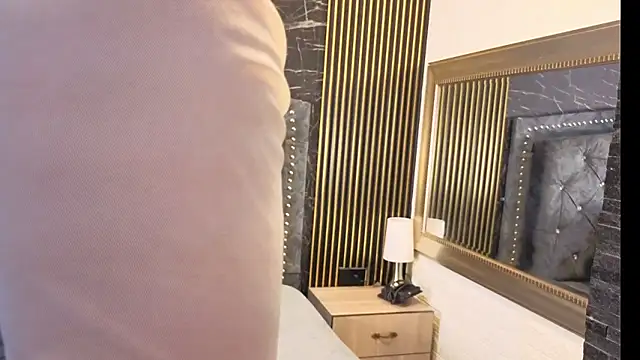 charlotte  G online show from 7, 1, 2026