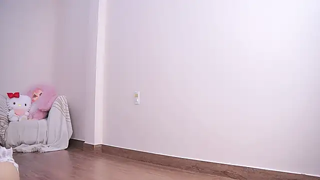 Miuzxc online show from 19, 3, 2025