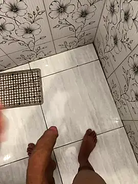 Snapshot of vintin21cm chatting on 19, 10, 2025 vintin21cm online show from 19, 10, 2025