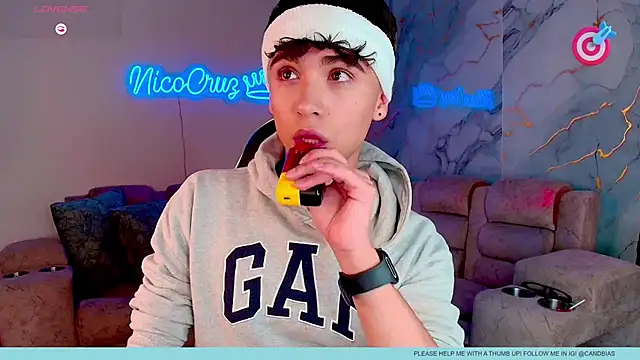 Niico Cruz online show from 9, 3, 2026