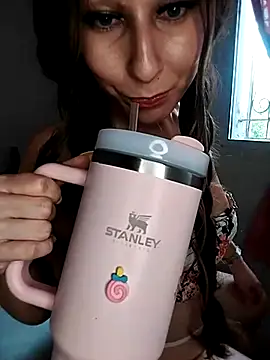 Snapshot of Marye_sony chatting on 2, 3, 2025 Marye sony online show from 2, 3, 2025