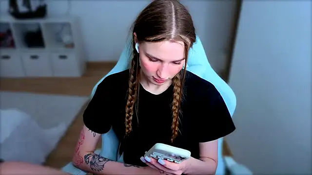 StellaLawless online show from 21, 2, 2026