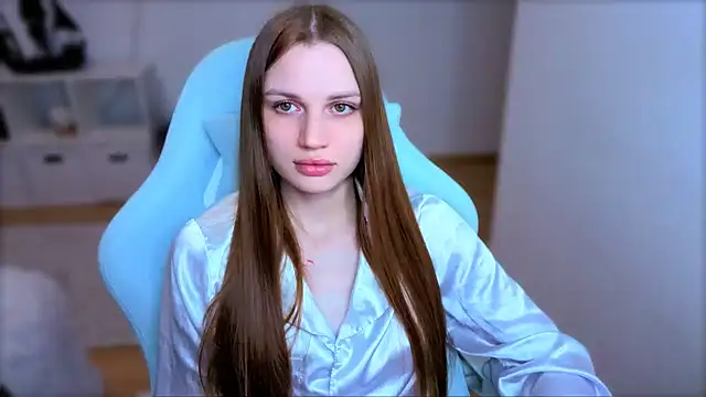 StellaLawless online show from 8, 4, 2026