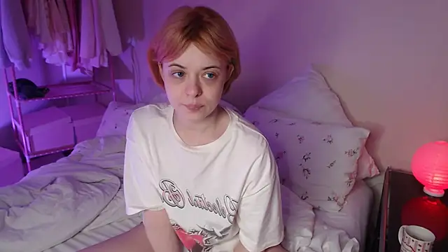 Snapshot of KatieMelone chatting on 12, 4, 2026 KatieMelone online show from 12, 4, 2026