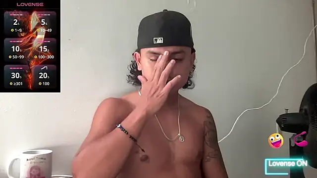 Snapshot of bob_petterson chatting on 11, 11, 2025 bob petterson online show from 11, 11, 2025