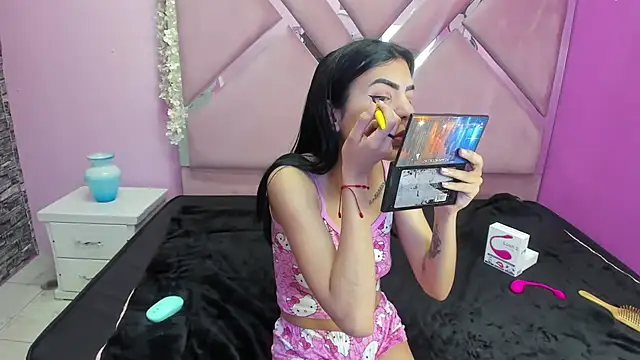 IsisRouse online show from 9, 2, 2025