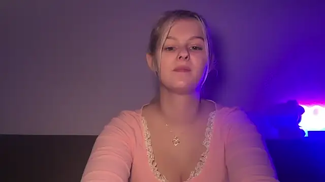 Snapshot of Allylove03 chatting on 31, 1, 2026 Allylove03 online show from 31, 1, 2026