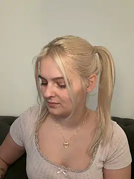 Snapshot of Allylove03 chatting on 7, 3, 2026 Allylove03 online show from 7, 3, 2026